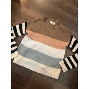 Daytrip Striped Sweater Long Sleeve Crew Neck Warm Casual Size M